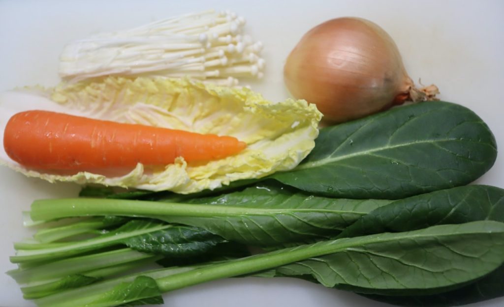 ホットクックで作る離乳食：簡単!野菜炒めの材料