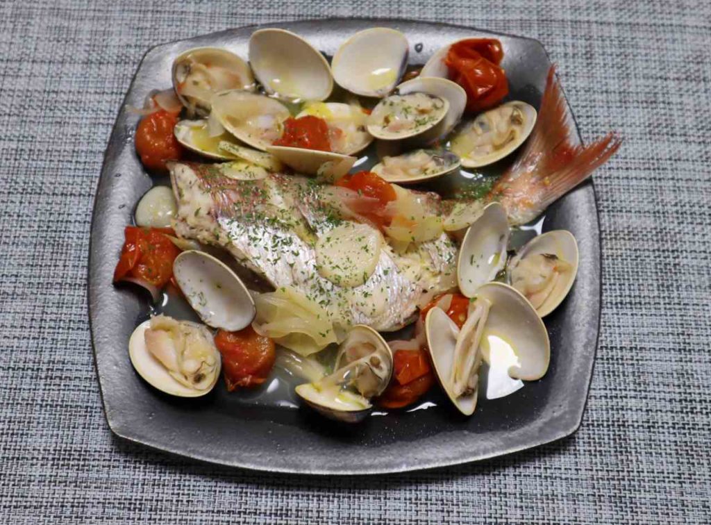 ■ハマグリと白身魚とミニトマトのワイン蒸しの出来上がりと味