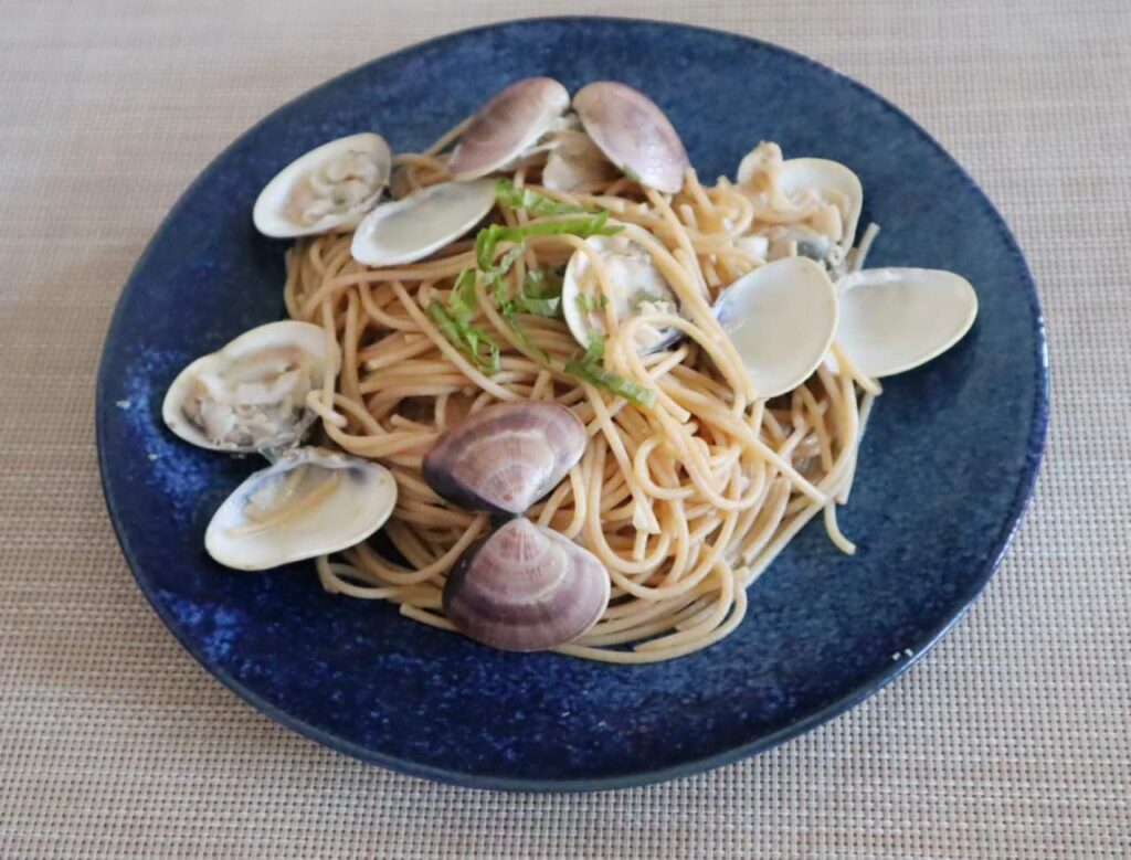 ハマグリで全粒粉パスタのボンゴレの出来上がりと味