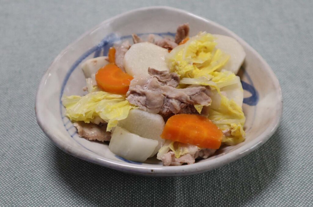 豚バラと野菜の重ね蒸しの出来上がりと味